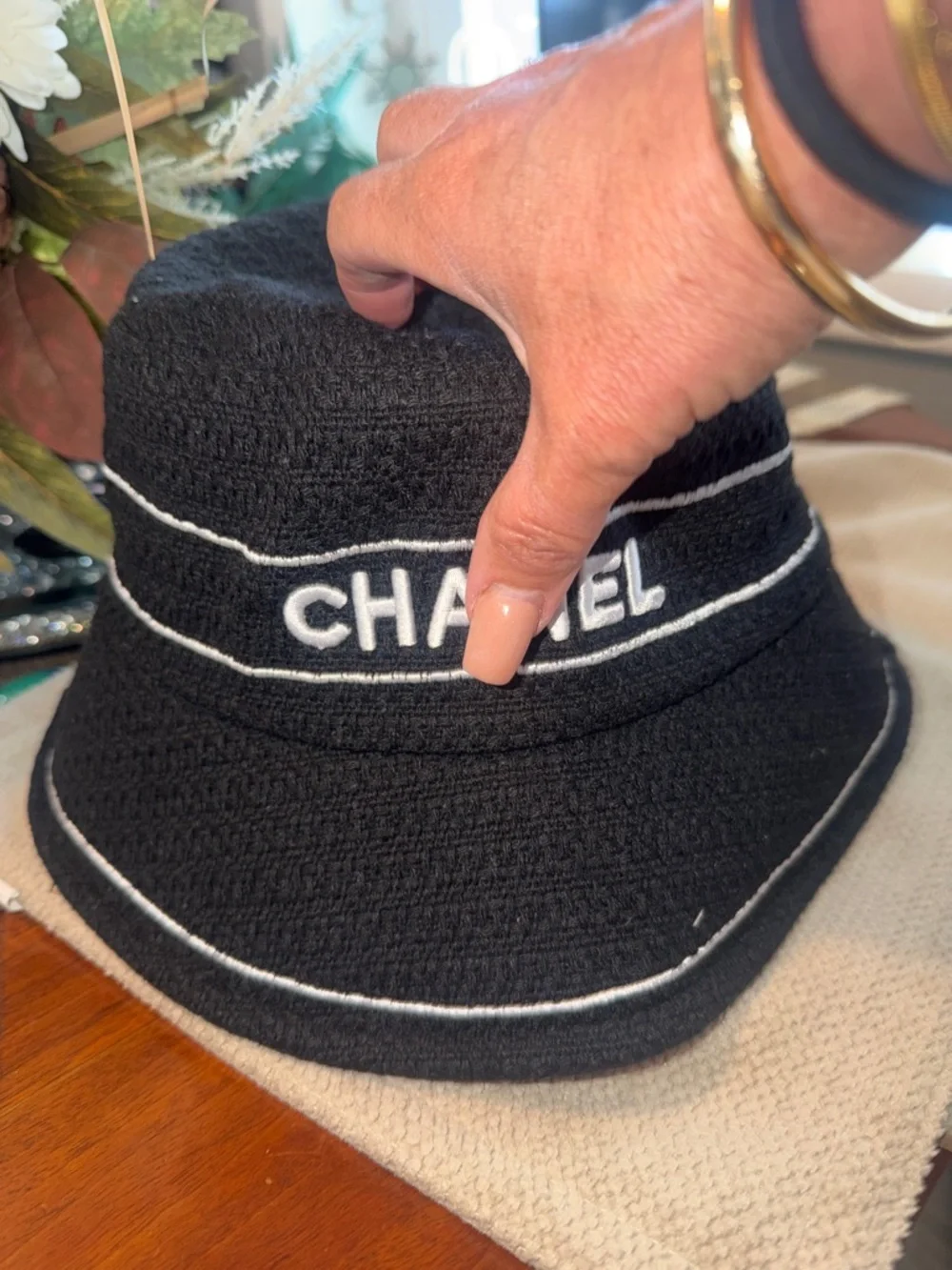 Fashion luxury  Black Bucket Hat with White Trim and CC Logo Last One 🔥